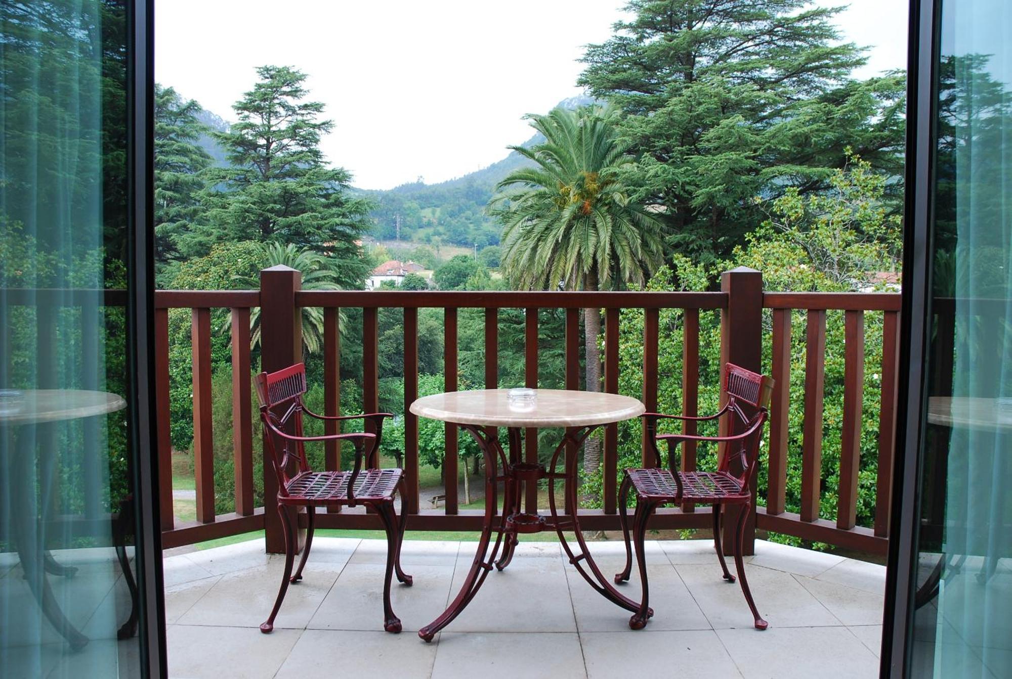 Gran Hotel Balneario De Puente Viesgo Zewnętrze zdjęcie